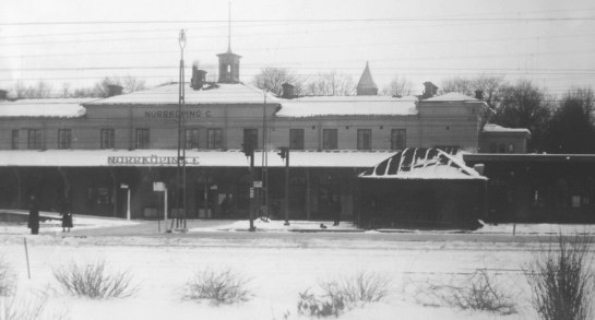 Stationshus, stlvkur och ljussignaler